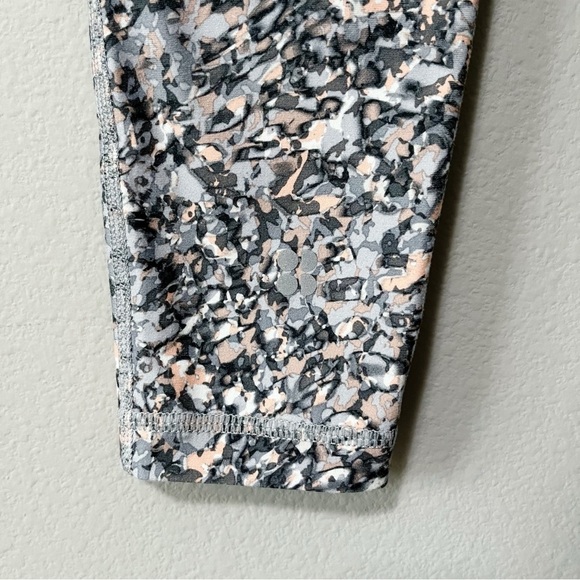 Sweaty Betty All Day Contour 7/8 Length Athletic Leggings Grey Pebble Print XXS - Picture 9 of 12